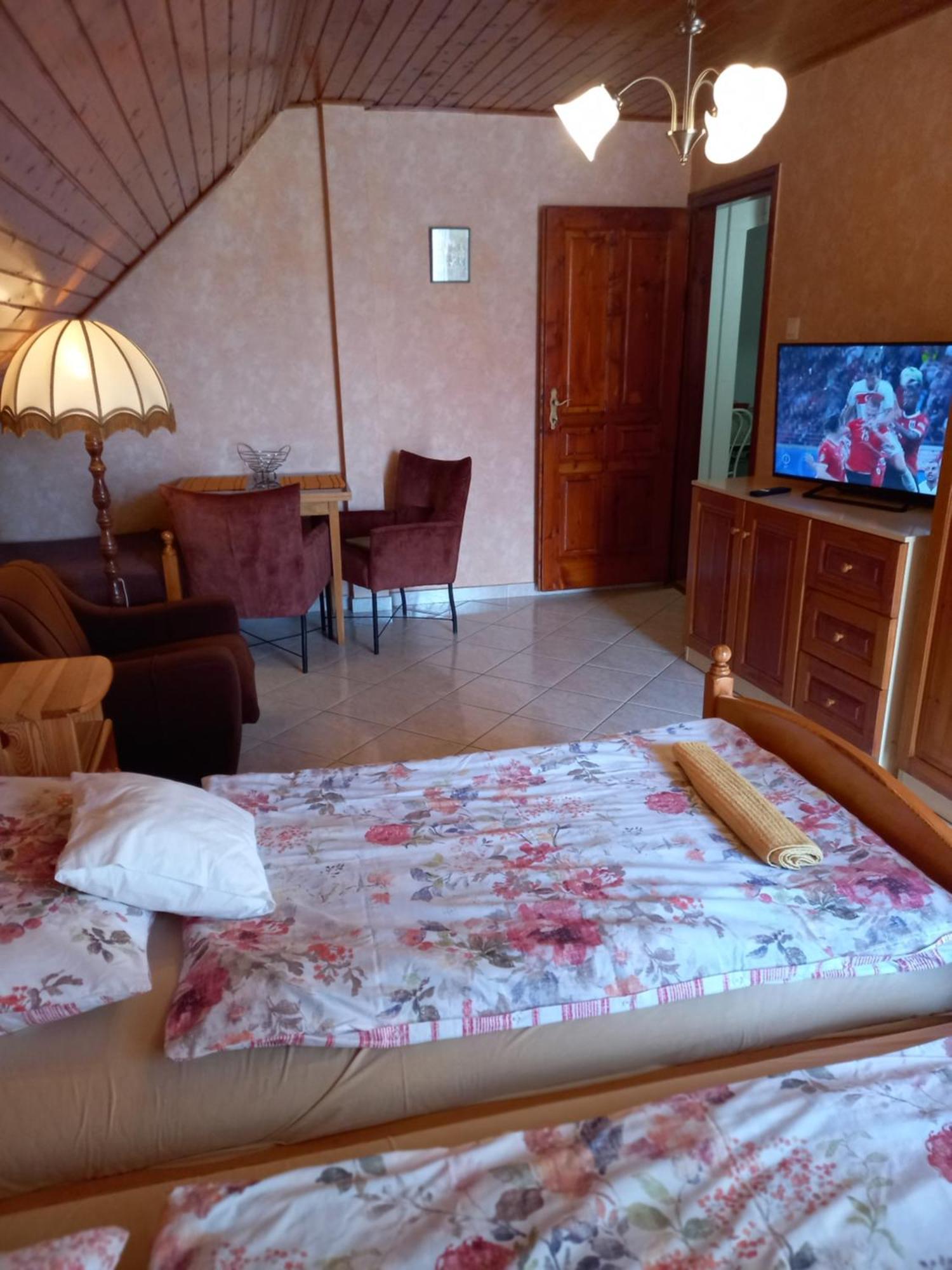 Apartmán Gizella Haz Keszthely Exteriér fotografie